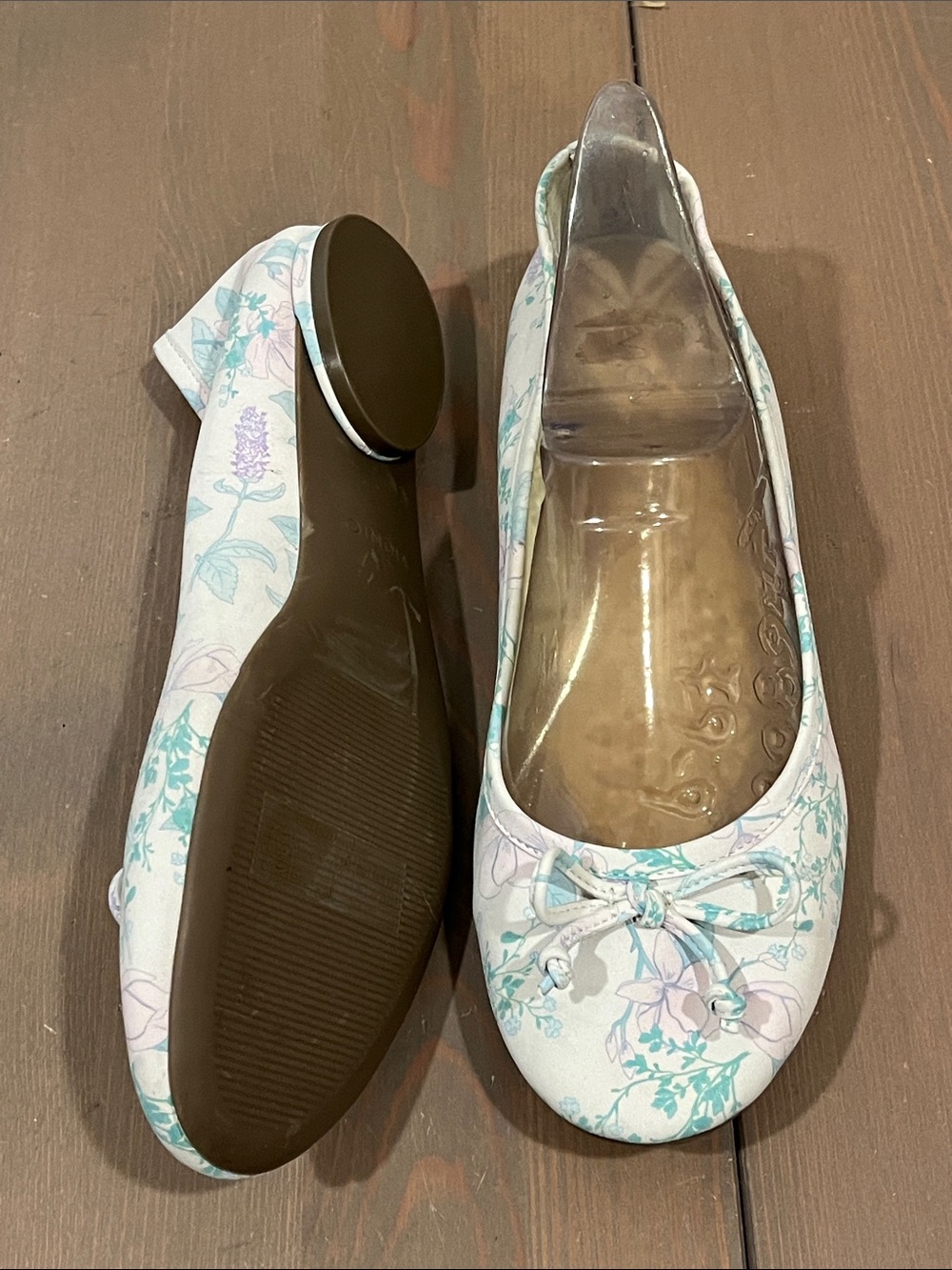 Vionic Callisto Ballet Flats Size 7.5 Floral Print Leather Bow Trim Comfort